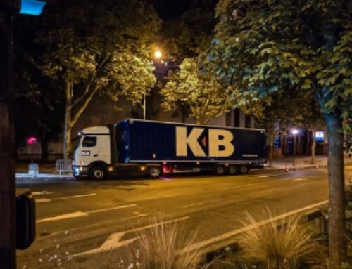 Electric Merc eActros 600 drives sustainability at Paris Fashion Week