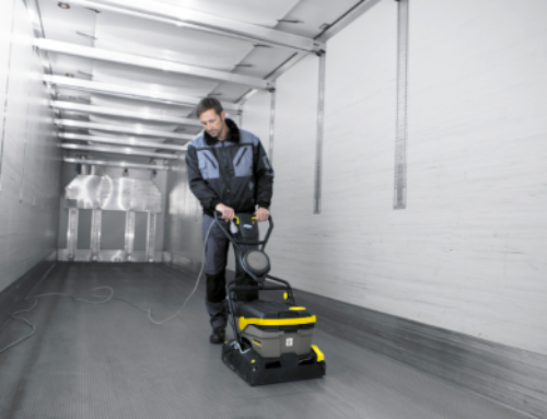 Vehicle cleaning inside and out with Kärcher